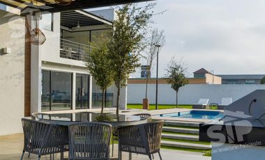 Casa en Venta Las Puentes -  San Nicolas de los Garza