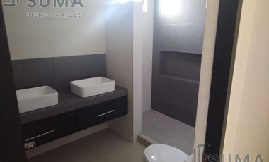 Casa en Venta en Fracc. Bosques de Champayan, Tampico Tamaulipas.