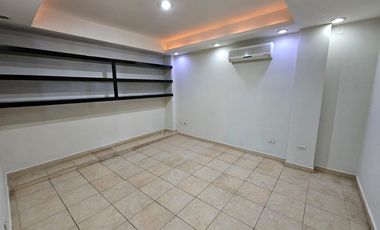 Local en  renta en Plaza Marina Business & Life