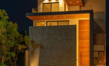 Casa en  VENTA Vía Cumbres