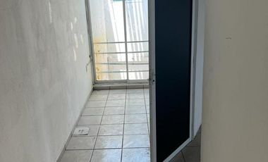 Local en Venta  en  Av. Rafael Cuervo, esquina con calle Costa del Sol No.126  Colonia Astilleros