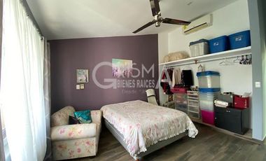 CASA EN VENTA EN COL. JARDINES