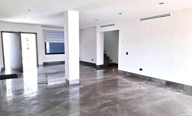 CASA EN VENTA SAN PEDRO