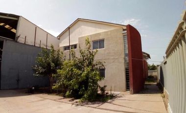Oportunidad Bodega en venta o renta con oficinas