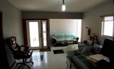 Oportunidad Bodega en venta o renta con oficinas