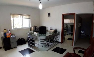 Oportunidad Bodega en venta o renta con oficinas