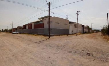 Oportunidad Bodega en venta o renta con oficinas