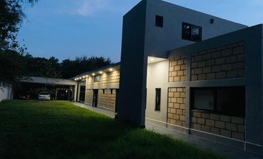 CASA presa la boca balcones del cercado SANTIAGO VENTA