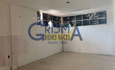 LOCAL COMERCIAL EN VENTA SOBRE BOULEVARD, FRENTE AL RÍO