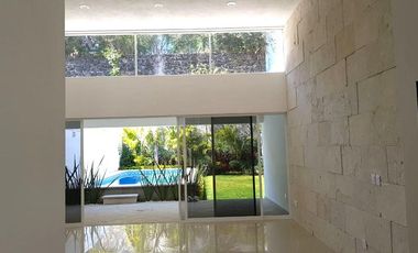 Venta de Casa de  Un Nivel estilo Minimalista en  Parques Sumiya, Jiutepec Morelos