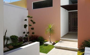 Venta de Casa de  Un Nivel estilo Minimalista en  Parques Sumiya, Jiutepec Morelos