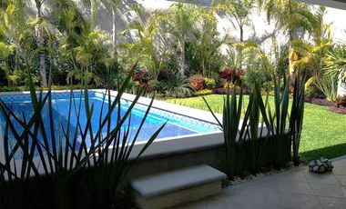Venta de Casa de  Un Nivel estilo Minimalista en  Parques Sumiya, Jiutepec Morelos