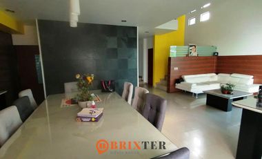 CASA EN VENTA EN LA PALOMA, RESIDENCIAL