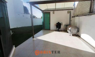CASA EN VENTA EN LA PALOMA, RESIDENCIAL