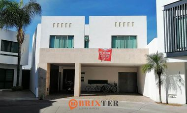 CASA EN VENTA EN LA PALOMA, RESIDENCIAL