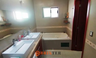 CASA EN VENTA EN LA PALOMA, RESIDENCIAL