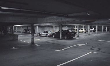 Estacionamiento en venta en Santiago, Providencia