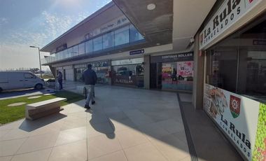 Local Comercial en Venta en Al lado de la Carretera Los Andes