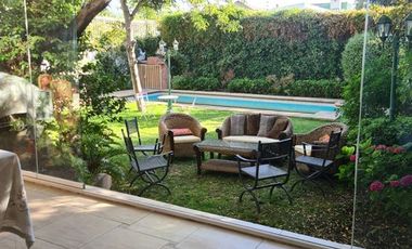 Casa en Venta en Eliecer Parada/ Chile España.