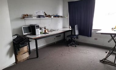 Oficina en Venta en Av. El Guanaco