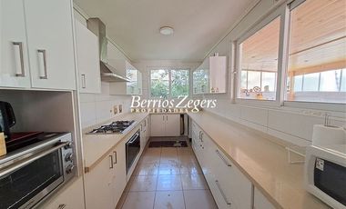 Casa en Venta en Carlos Ossandón / Simón Bolivar / Simón González