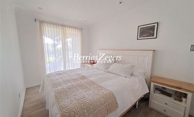Casa en Venta en Carlos Ossandón / Simón Bolivar / Simón González