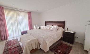 Casa en Venta en Carlos Ossandón / Simón Bolivar / Simón González