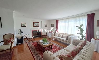 Casa en Venta en Carlos Ossandón / Simón Bolivar / Simón González