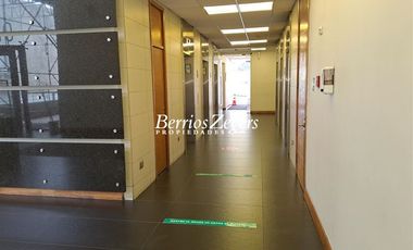 Oficina en Venta en Manquehue
