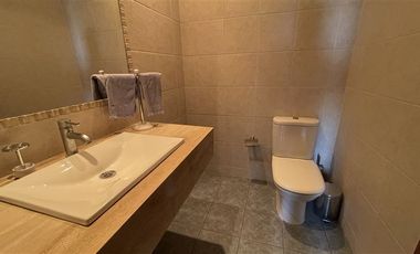 Casa en Arriendo en VALLE ESCONDIDO