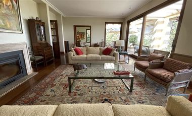 Casa en Arriendo en VALLE ESCONDIDO