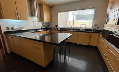 Casa en Arriendo en VALLE ESCONDIDO