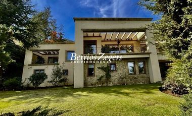 Casa en Arriendo en VALLE ESCONDIDO