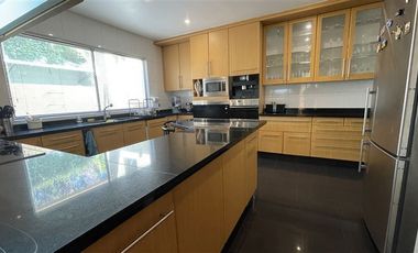 Casa en Arriendo en VALLE ESCONDIDO