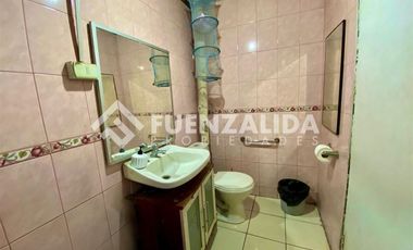 Casa en Venta en Díaz Sagredo/ Huérfanos