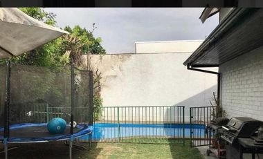 Casa en Venta en Av.Tomas Moro.