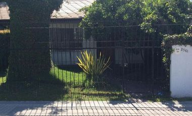 Casa en Venta en Av.Tomas Moro.
