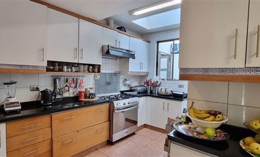 Casa en Venta en MANQUEHUE NORTE