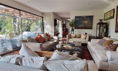 Casa en Venta en MANQUEHUE NORTE