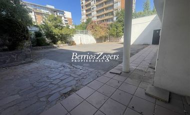 Terreno Construccion  en Venta en Metro Leones