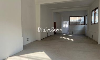 Local Comercial en Arriendo en Parque Bustamante