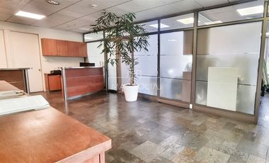 Oficina en Venta en a pasos del parque araucano