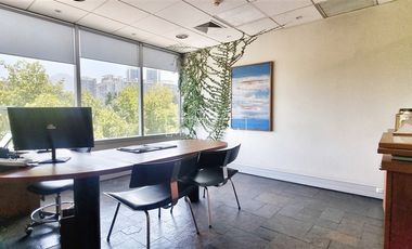 Oficina en Venta en a pasos del parque araucano