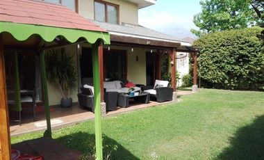 Casa en Venta en MATIAS COUSIÑO /ALTOS DEL PARQUE