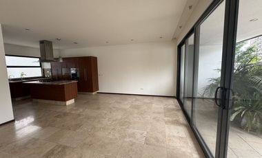 DEPARTAMENTO EN VENTA EN EL COUNTRY CON ALBERCA PROPIA