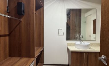 DEPARTAMENTO EN VENTA EN EL COUNTRY CON ALBERCA PROPIA