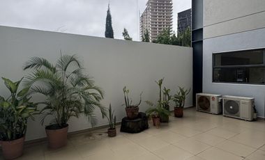 DEPARTAMENTO EN VENTA EN EL COUNTRY CON ALBERCA PROPIA