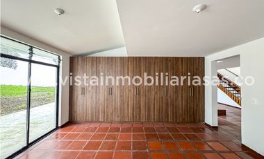Arriendo Casa Comercial en el Sector de Palermo, Manizales