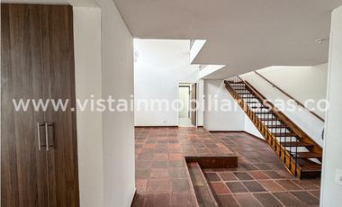 Arriendo Casa Comercial en el Sector de Palermo, Manizales