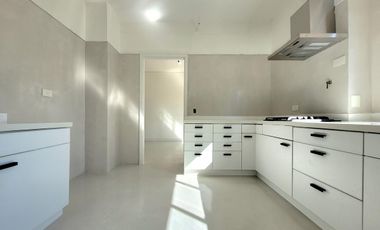 VENTA • BELGRANO • PISO • 6 AMBIENTES • 2 COCHERAS